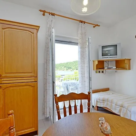 Apartments Vila Punta Jadrtovac Exteriör bild