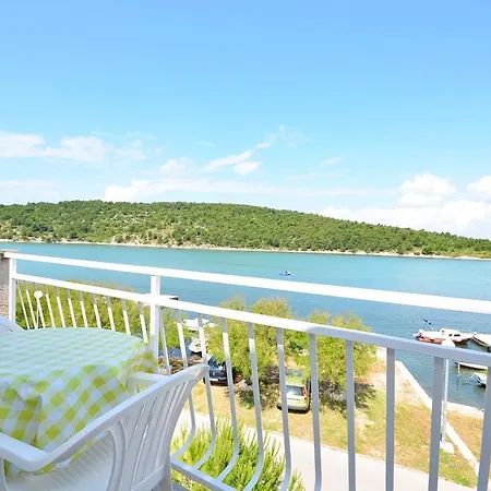 Apartments Vila Punta Jadrtovac Exteriör bild